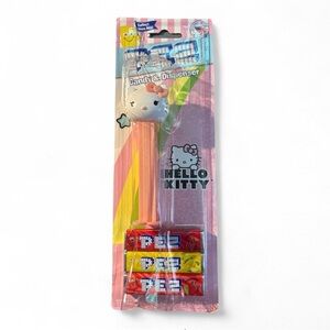 Hello Kitty PEZ Candy Dispenser NEW